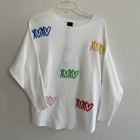 Aaeda XOXO Heart Pullover Eggshell Sweater Size Medium‎ - Picture 2 of 12